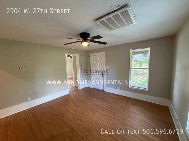 Building Photo - 2904 W 27th St
