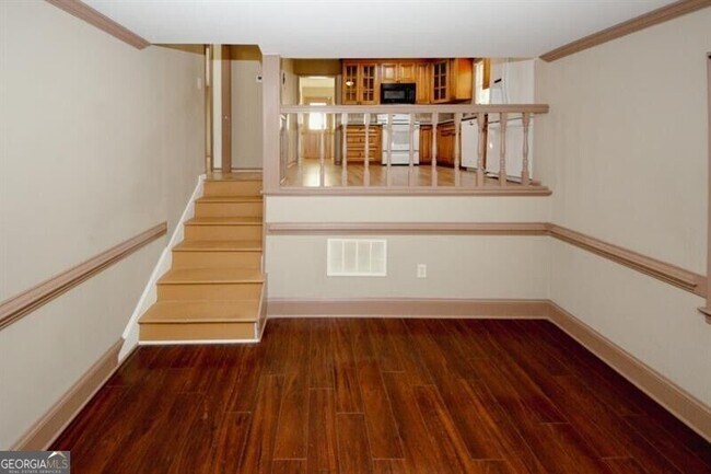 Building Photo - 4033 Scenic Mountain Dr SW