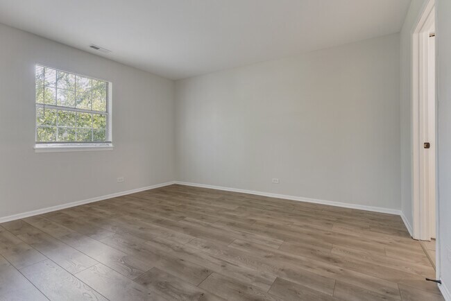 Building Photo - 47 Gant Cir
