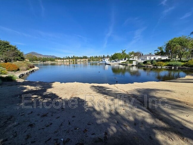 Building Photo - 2093 Waterbury Dr