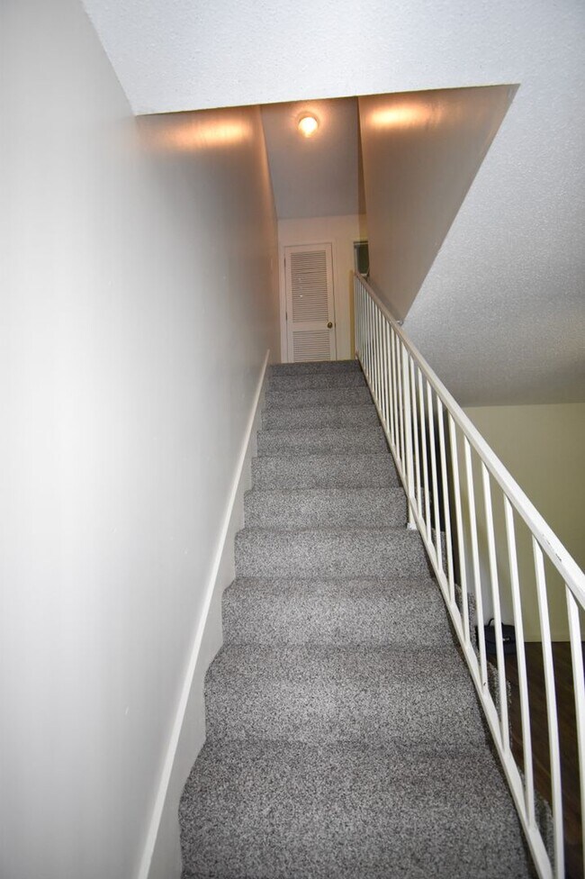 Building Photo - Forbes Avenue-248