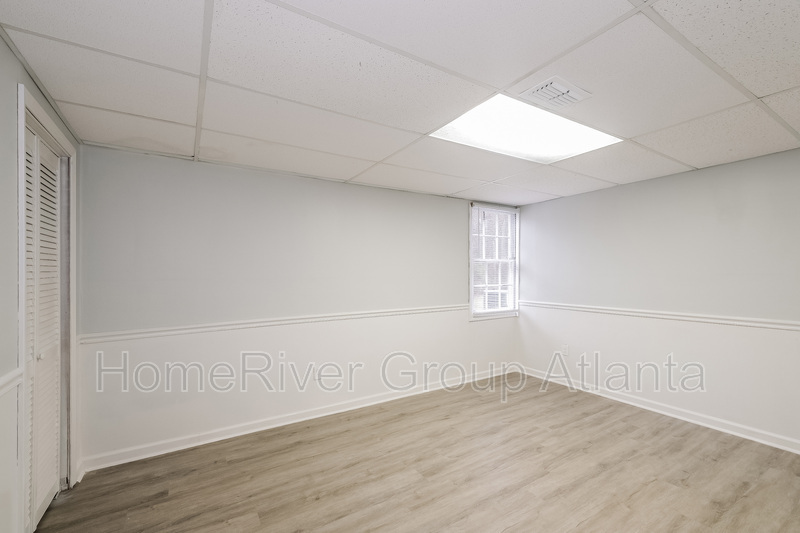 Building Photo - 6521 Edenfield Dr