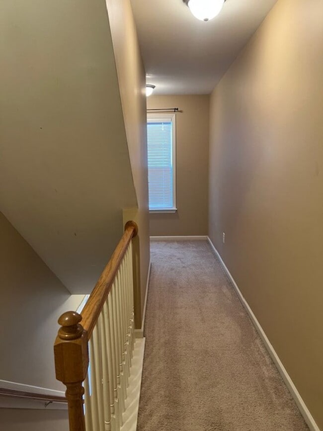 Building Photo - 68 Bicentennial Way