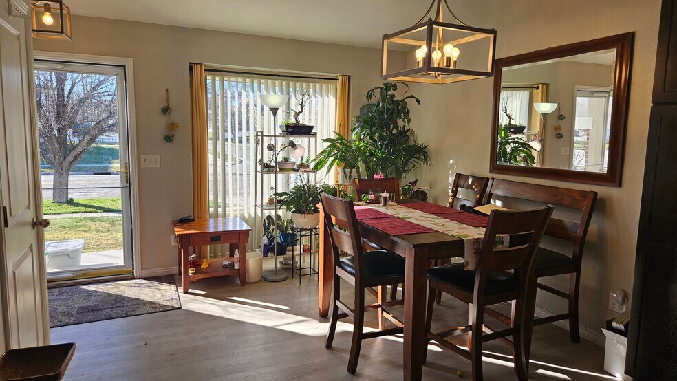 Building Photo - 6511 S Gold Medal Dr