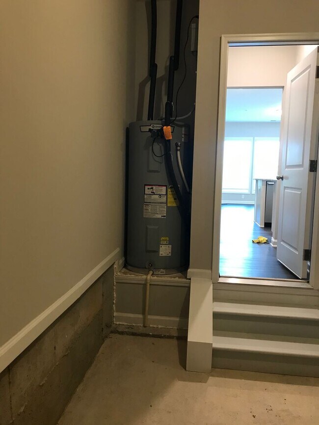 Building Photo - Spacious 3BR Townhome in Cumming | 2,178 Sq Ft | Available September 1