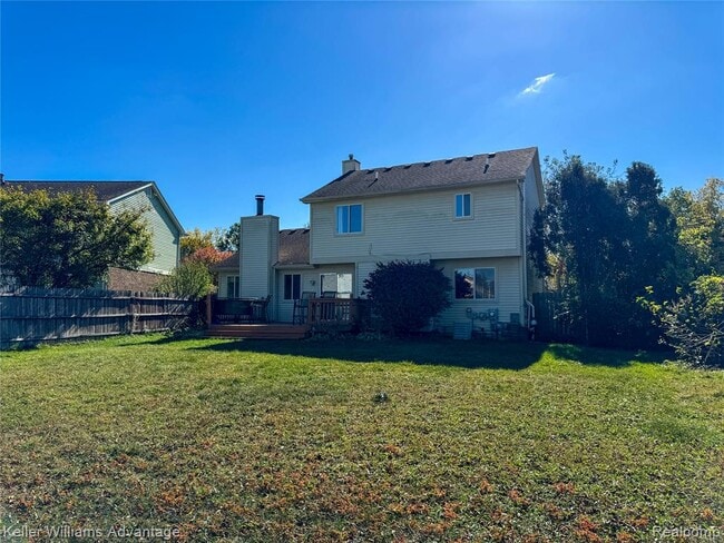 Building Photo - 2867 Woodmont Dr W