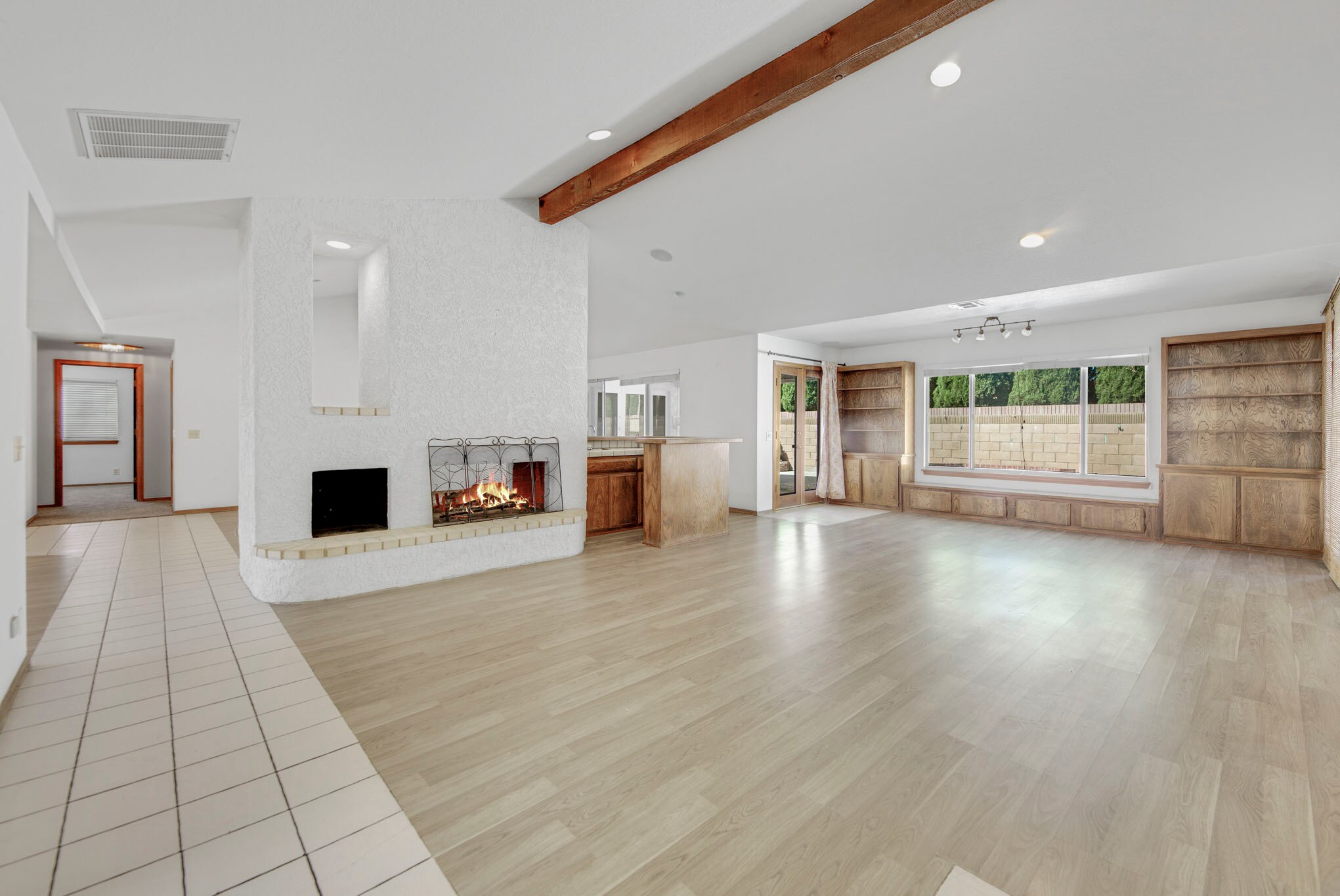 Building Photo - 2503 Brentwood Dr