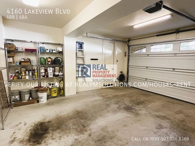 Building Photo - 4160 Lakeview Blvd