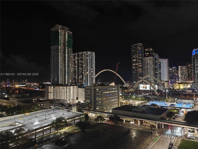 Building Photo - 1600 NE 1st Ave