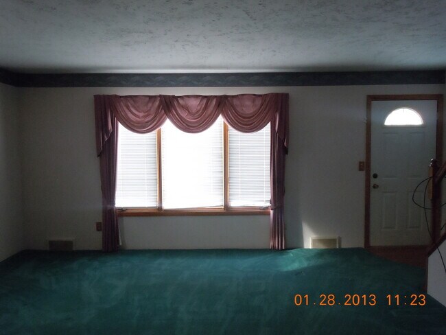 Building Photo - 2000 4th St NW