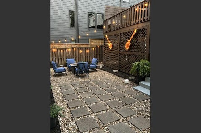 Building Photo - 828 Kirkwood Ave