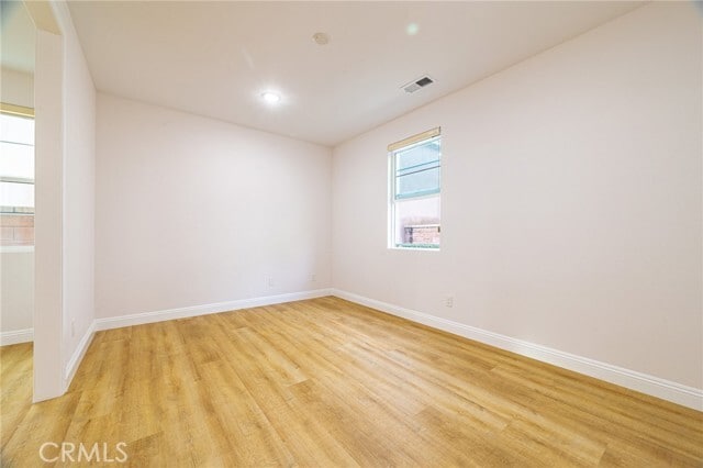 Building Photo - 3152 E Olympic Dr