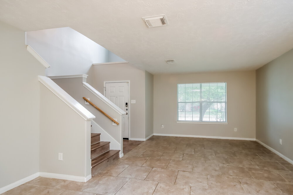 Building Photo - 21515 Lovis Way