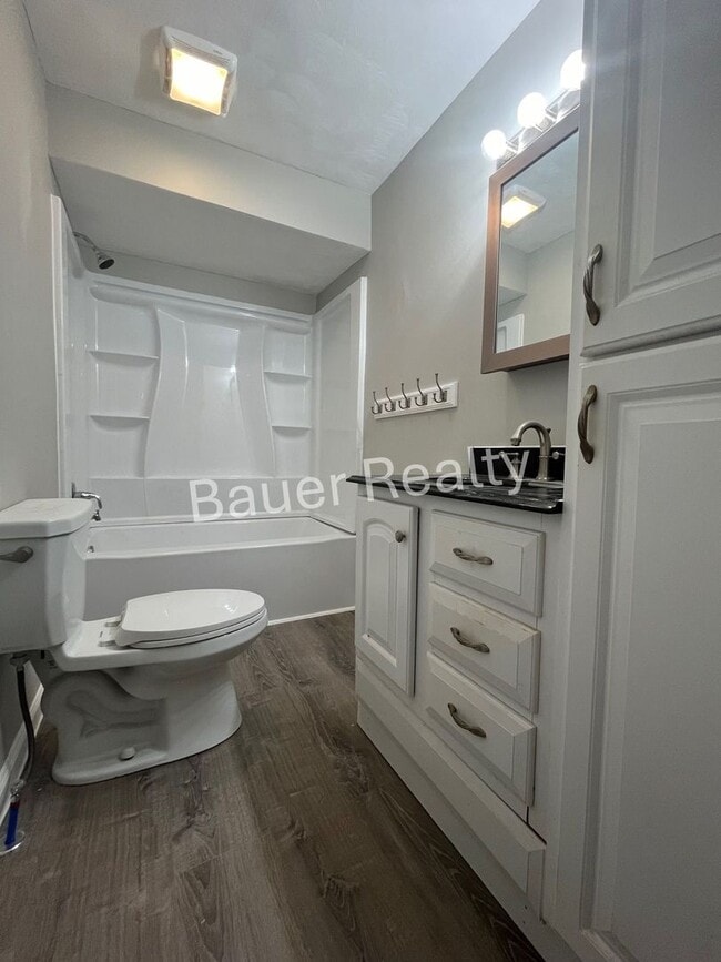 Building Photo - Three Bedroom, Plymouth Local Schools