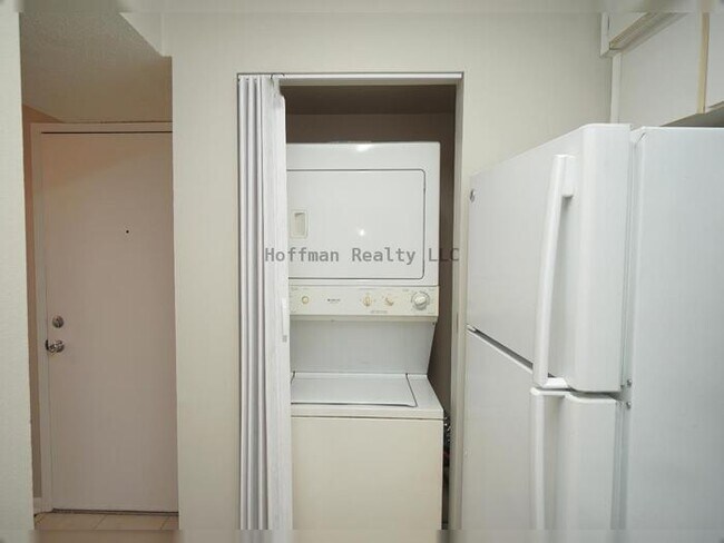 Building Photo - South Tampa condo in Hyde Park