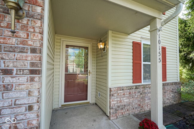 Building Photo - 10155 Holly Berry Cir