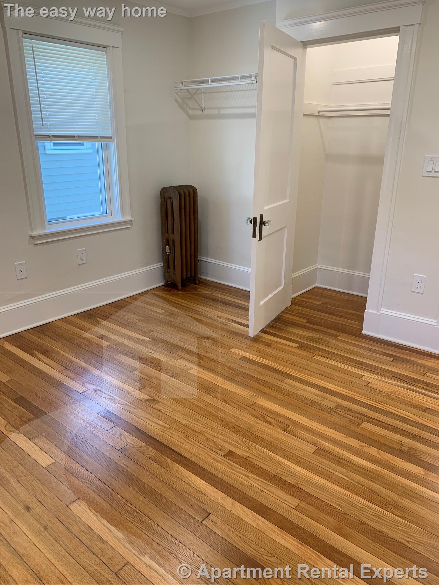 Building Photo - 25 Laurel St