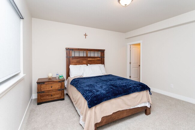 Building Photo - Experience the Perfect Blend of Nature and...