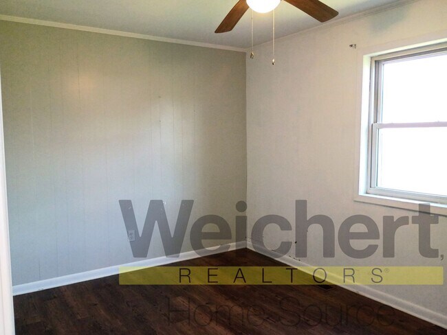 Building Photo - Comfortable 3-Bed, 2-Bath Rental in Quiet ...