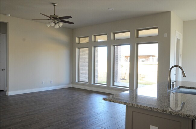 Building Photo - 10511 Forfar Ln