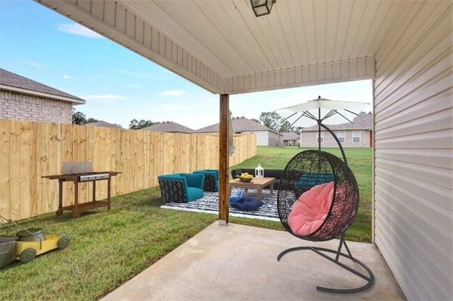 Building Photo - 5161 Woodstream Dr