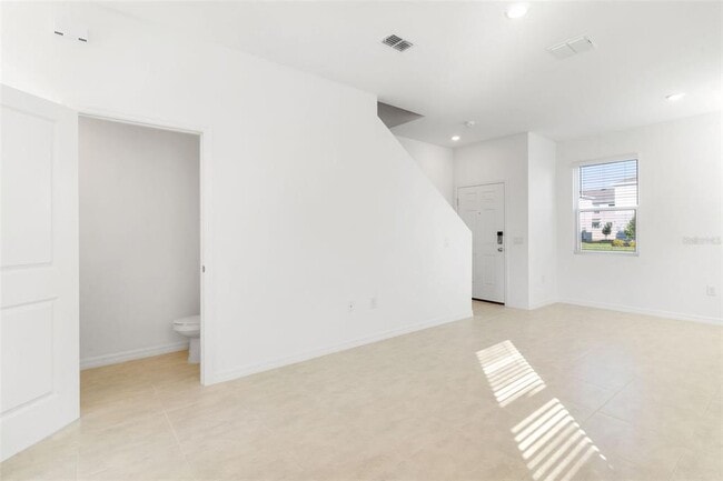 Building Photo - 2987 Skyline Lp