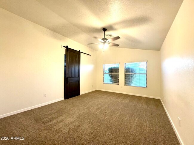 Building Photo - 830 N Granada Dr