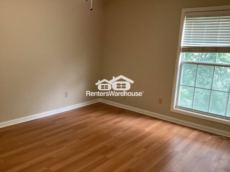 Building Photo - 3120 7 Pines Ct NW