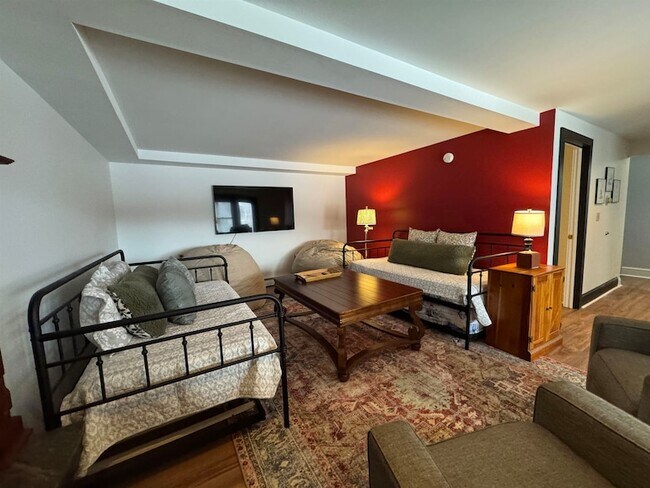 Building Photo - 78 Stoney Fields Rd