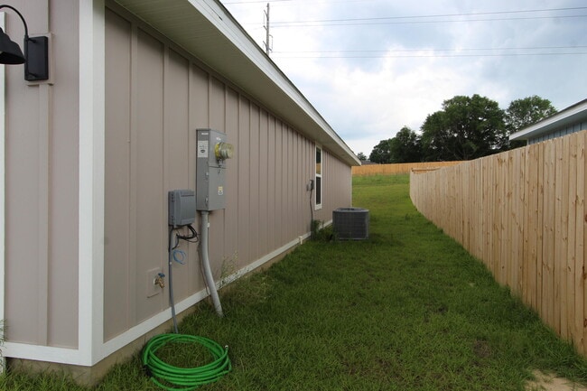 Building Photo - 3063 Jane Ln