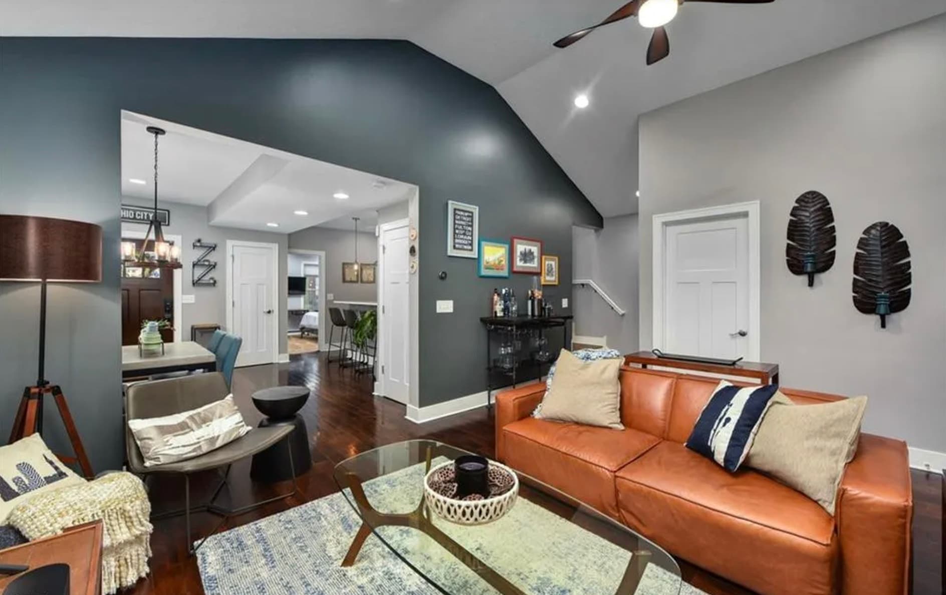 Building Photo - 4424 Bridge Ave