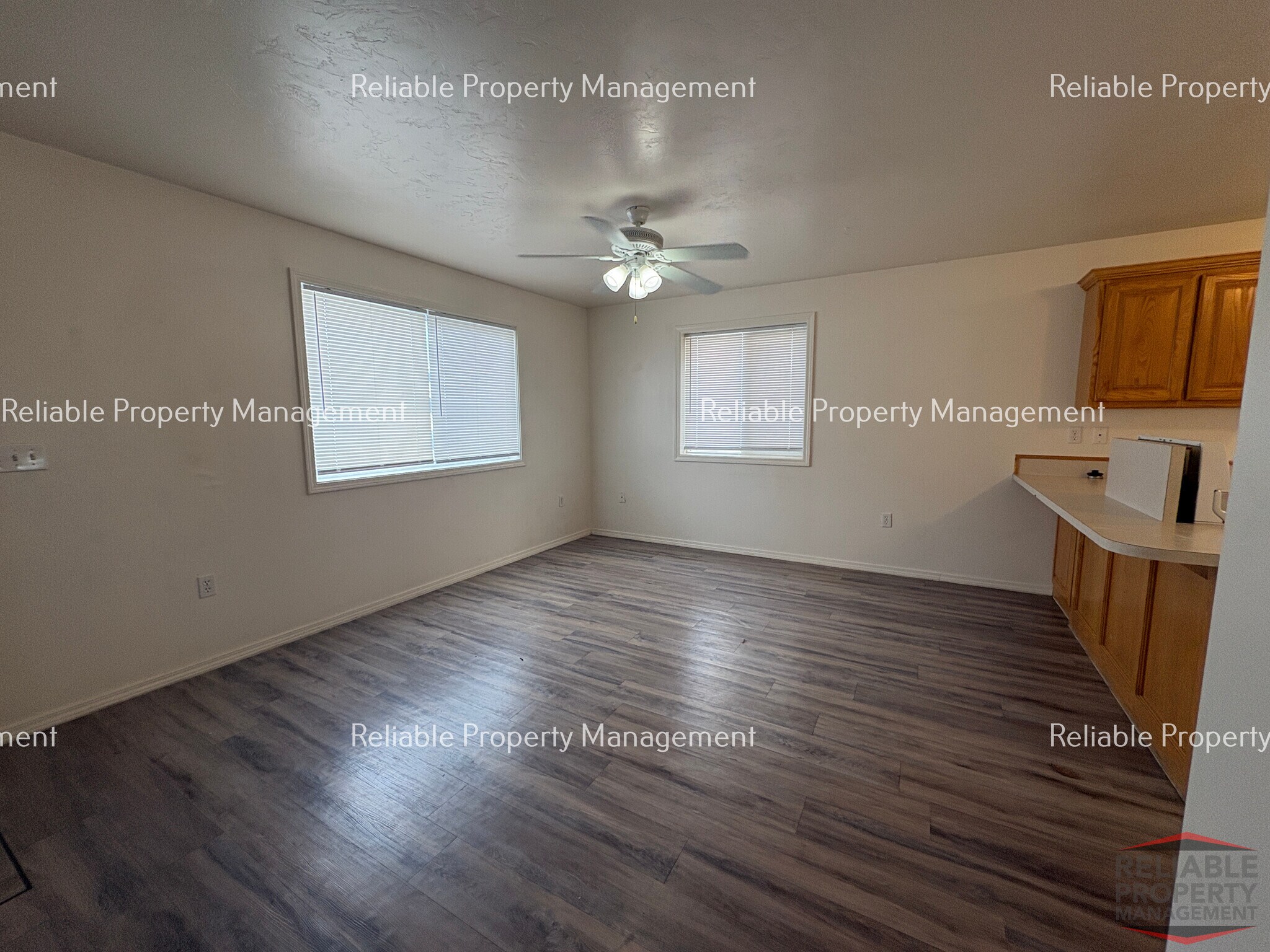 Building Photo - 230 W Anderson St