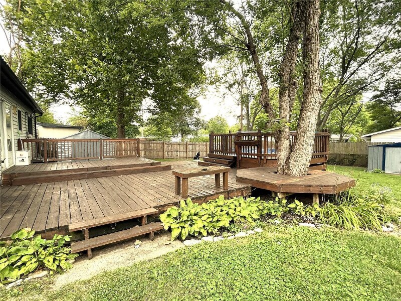 Building Photo - 840 Campion Ln