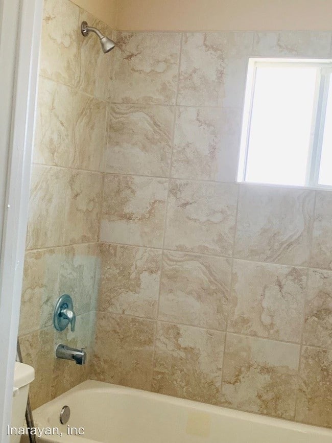 Building Photo - 541 S Cottage Hill Rd