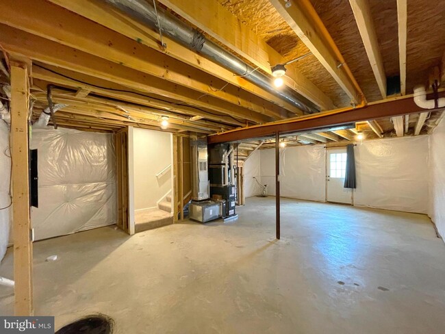 Building Photo - 46350 Sandbar Ln