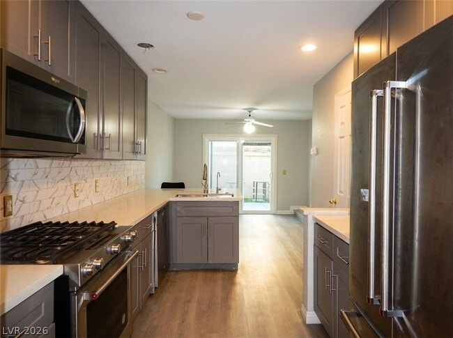 Building Photo - 2816 Briar Knoll Dr