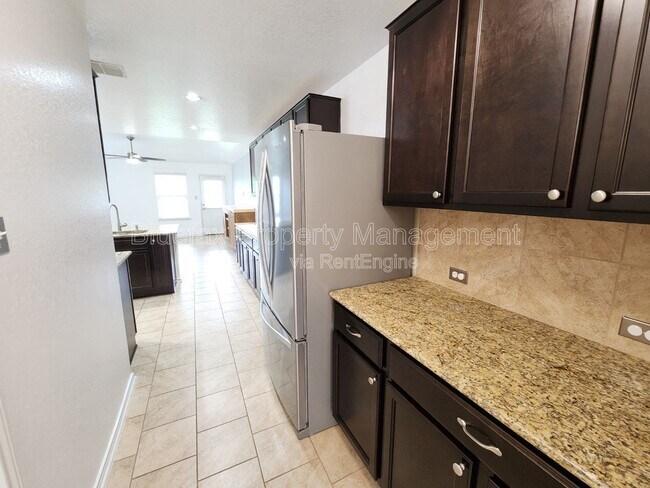 Building Photo - 11723 Verdis Vly