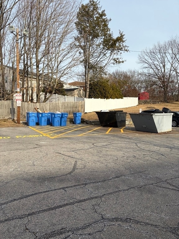 Building Photo - 103 Trapelo Rd