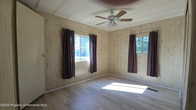 Building Photo - 8229 Green Ct