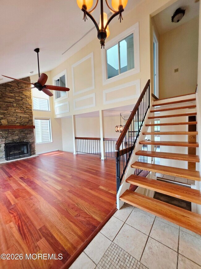 Building Photo - 97 Cotswold Cir