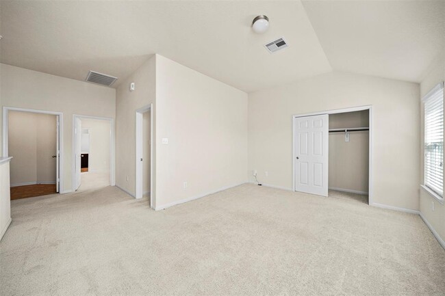 Building Photo - 3110 Ski Hill Rd