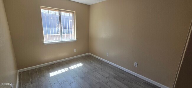 Building Photo - 11559 Tony Ponce Dr