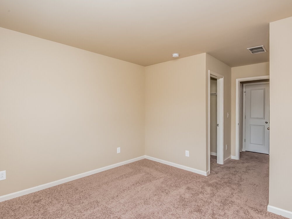 Building Photo - 260 Stillwood Dr