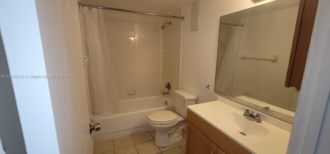 Building Photo - 4351 NW 19th St