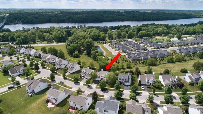 Building Photo - 7492 Fairfield Lakes Dr