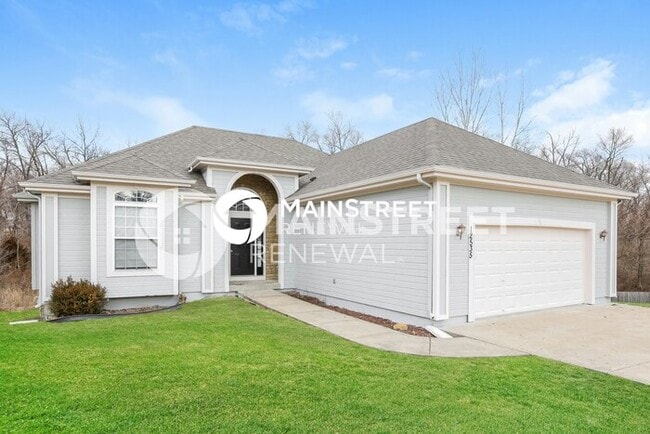 Building Photo - 5 Bedroom Pet-Friendly Home in Kansas City...