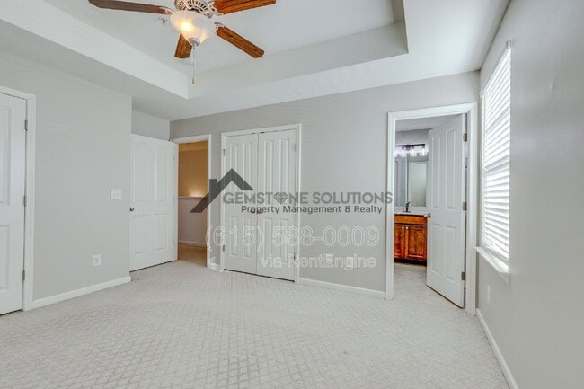 Building Photo - 304 Oldbury Ln