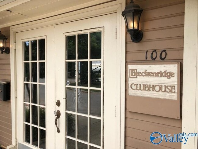 Building Photo - 111 Bentworth Ln