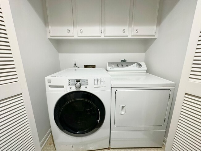 Building Photo - 2607 Rice Boulevard