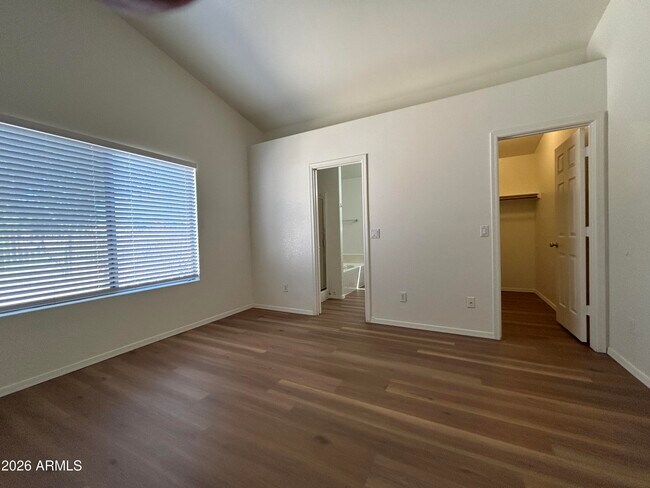 Building Photo - 11426 W Virginia Ave